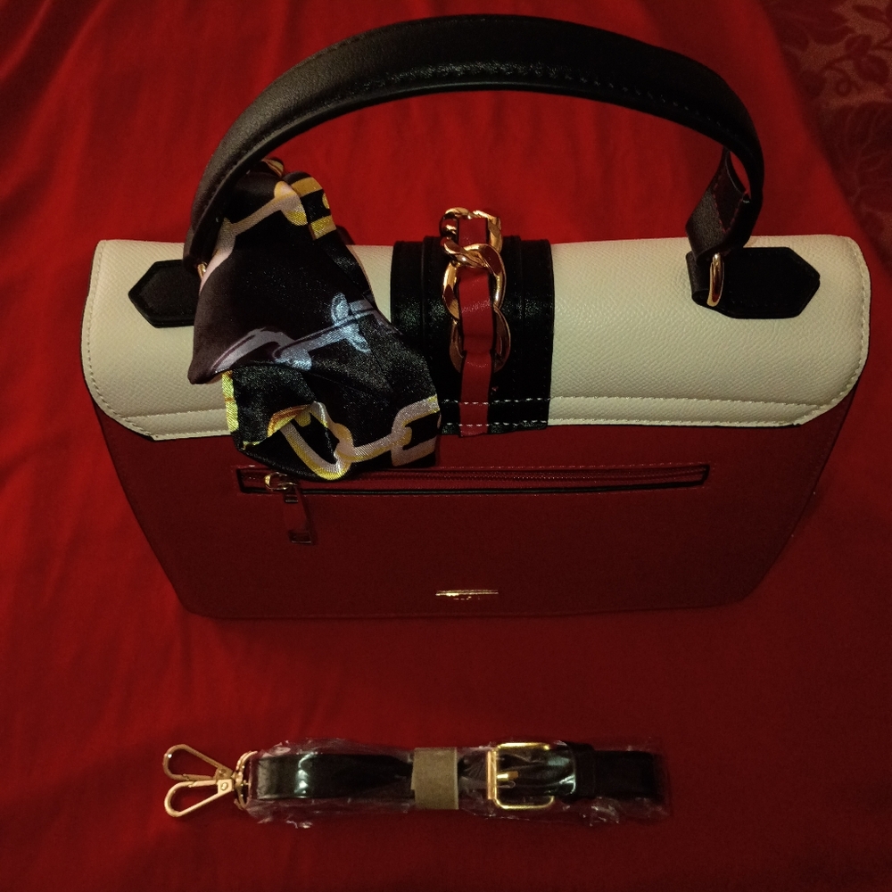 Authentic NEW - Picture 9 of 9
